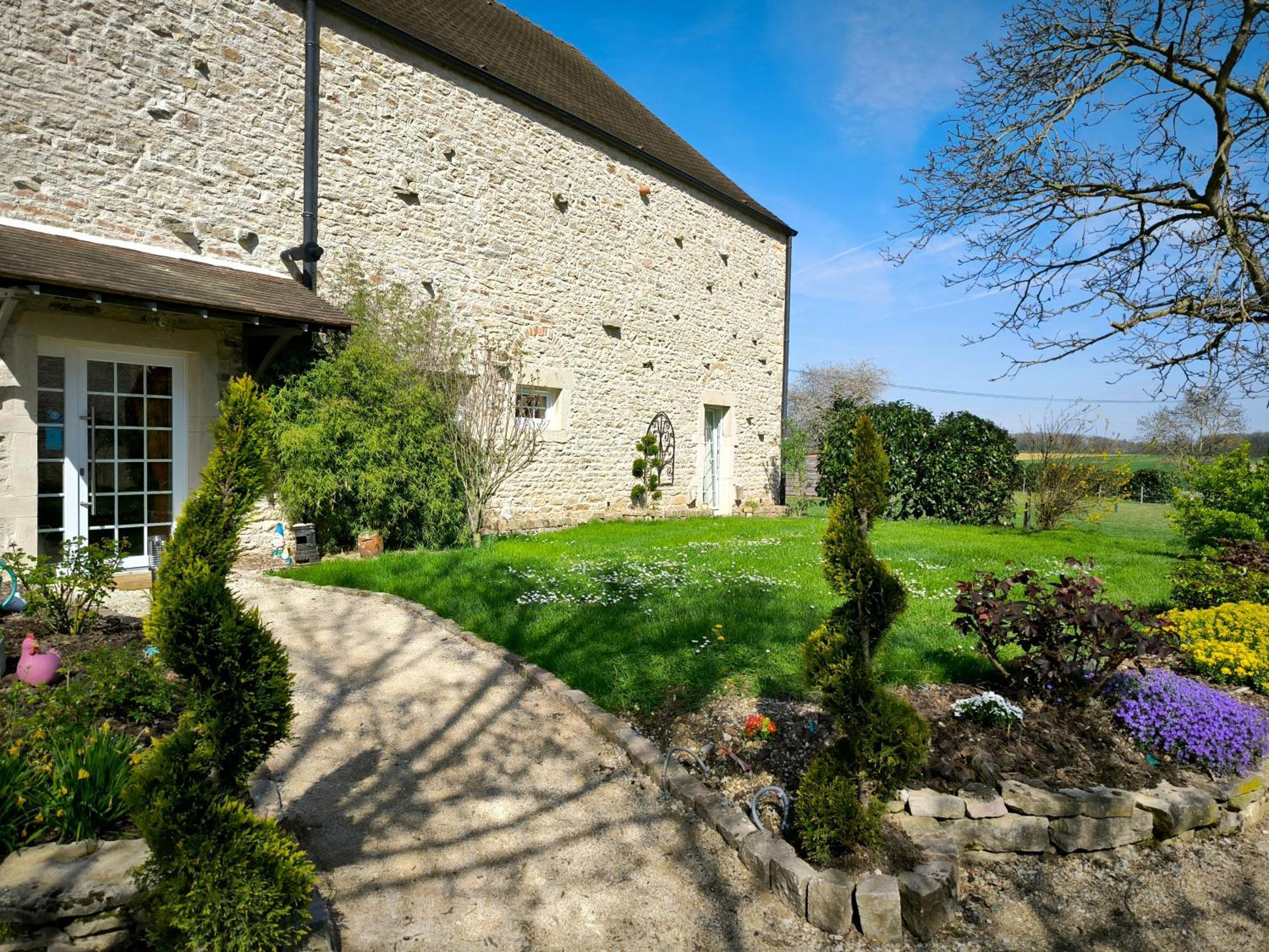 Bed and Breakfast La Grange De Moisey Marigny-les-Reullee Exterior foto